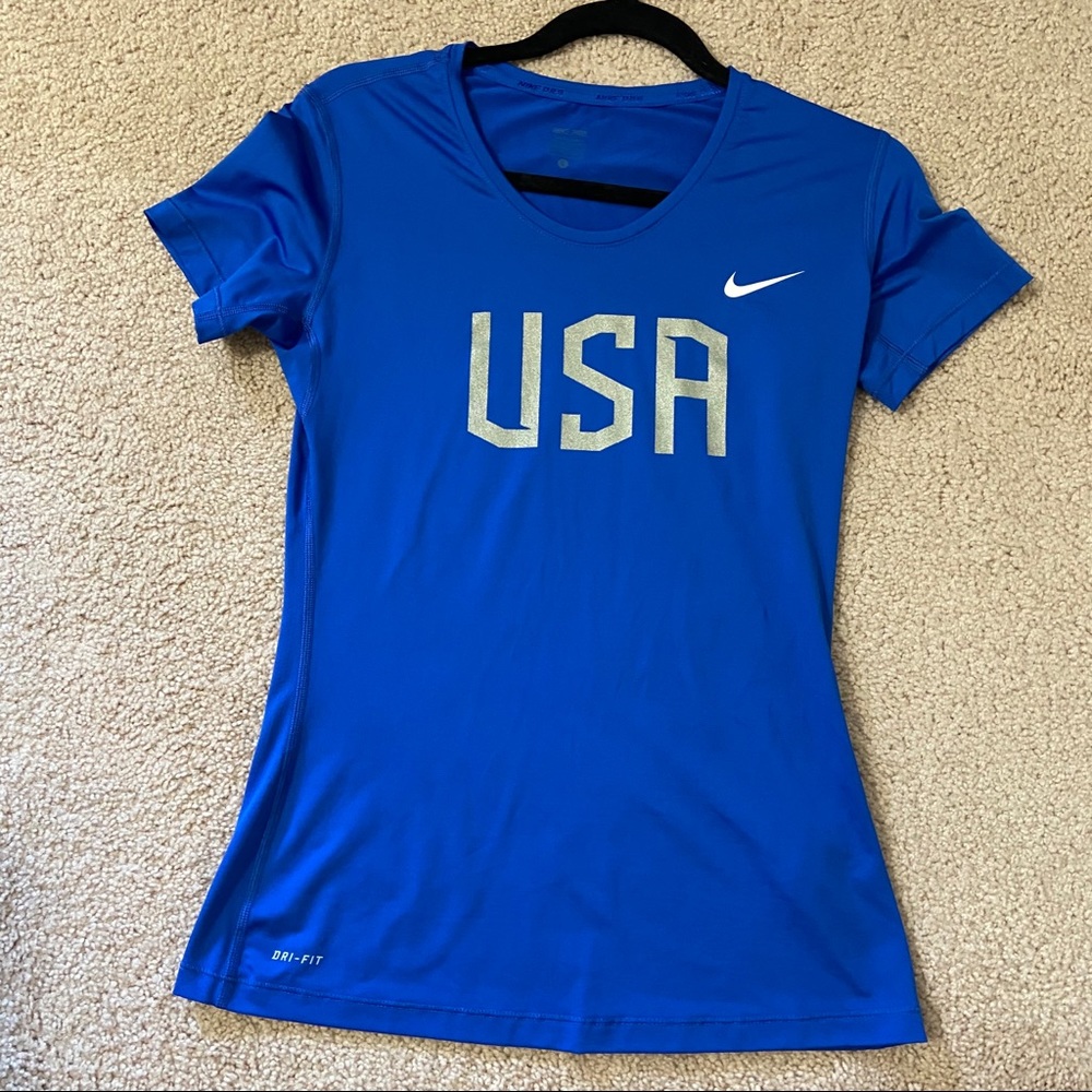 USA Nike Dri fit short sleeve